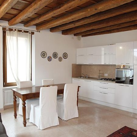 Centre 2 Bedroom Flat Verona Exterior foto